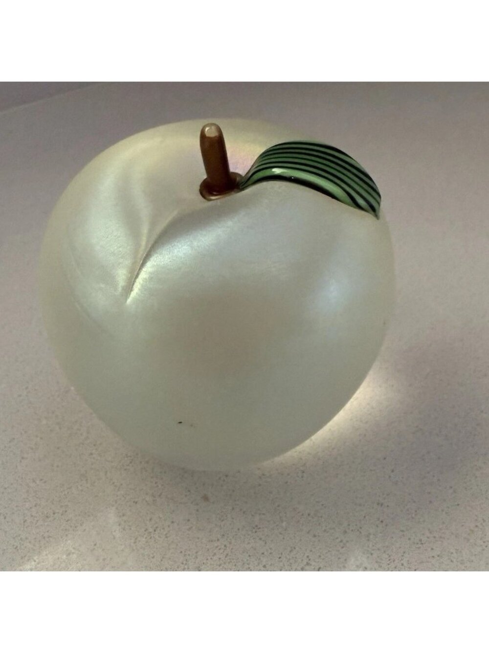 Orient & Flume Art Glass Apple Paperweight Decoration Iridescent Signed Vintage